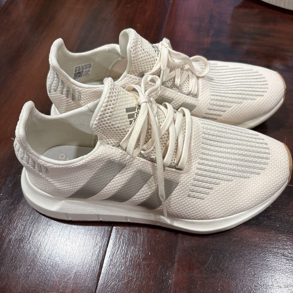 Adidas Swift Run Men's Low Top Knit Breathable Sneakers, Off White & Gray
